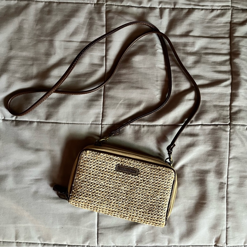 Elegant Woven Crossbody Bag in Tan and Brown